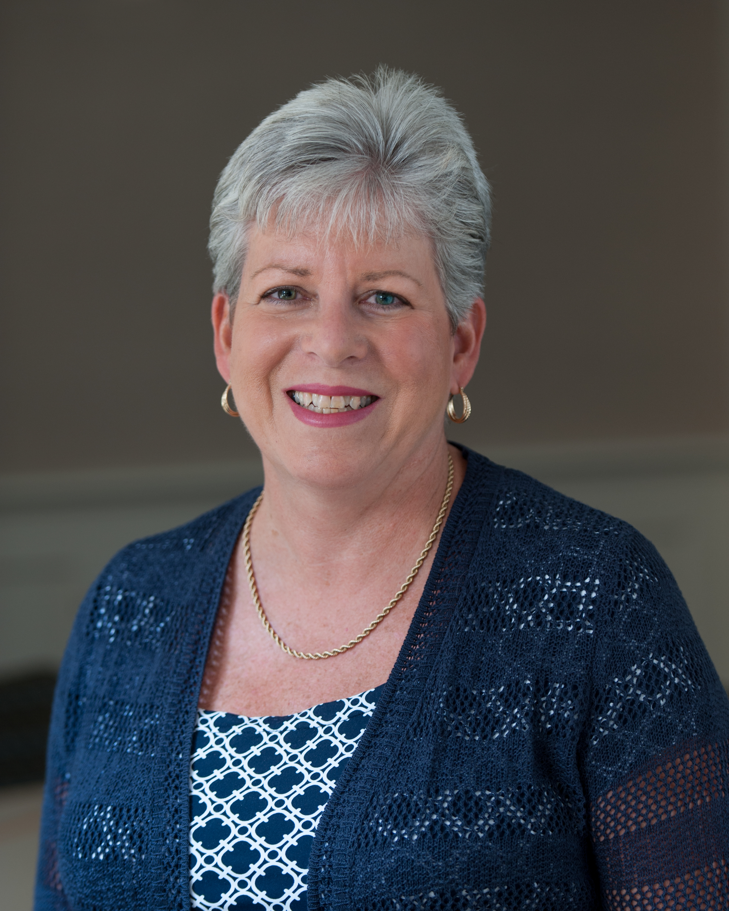 headshot of Associate Professor Leslie Kosky