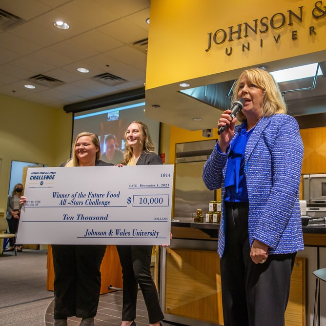 Sunflower Kids being presented with the Future Food All-Stars Challenge grand prize.