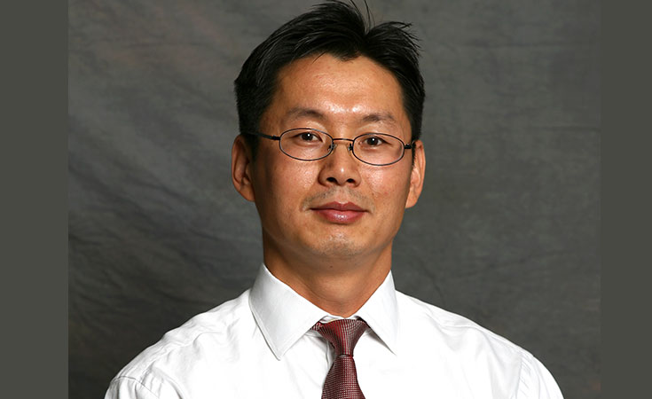Professor Kakyom Kim 