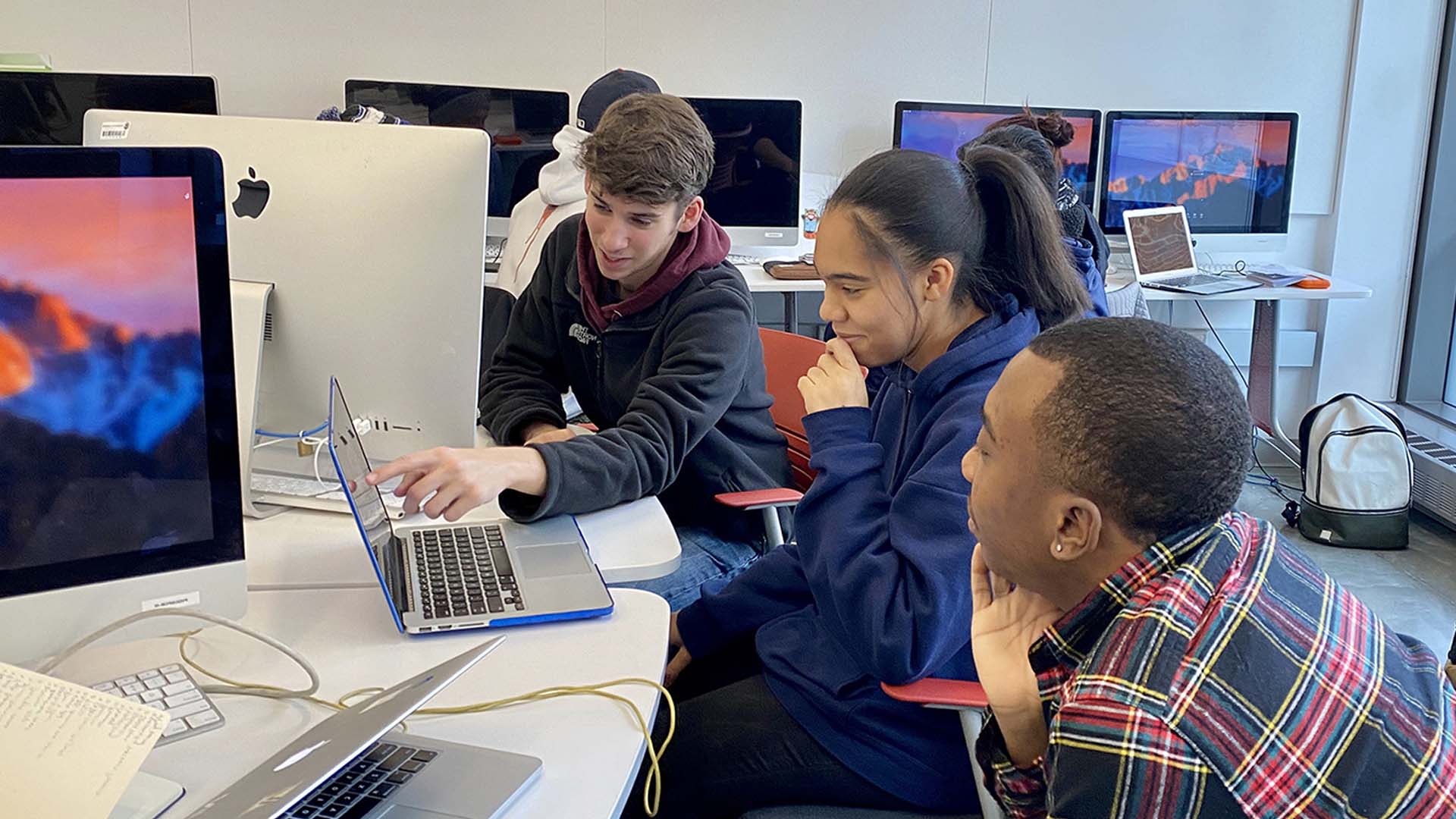 JWU Graphic Design Grads Close 2020 with Virtual Celebration | Johnson