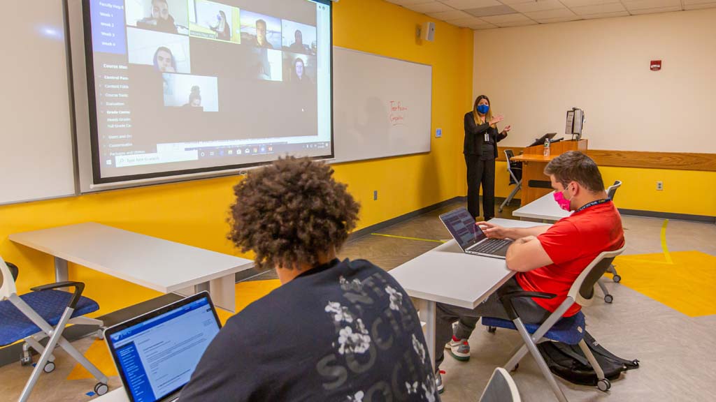 Professor Rego during one of her in-person classes.