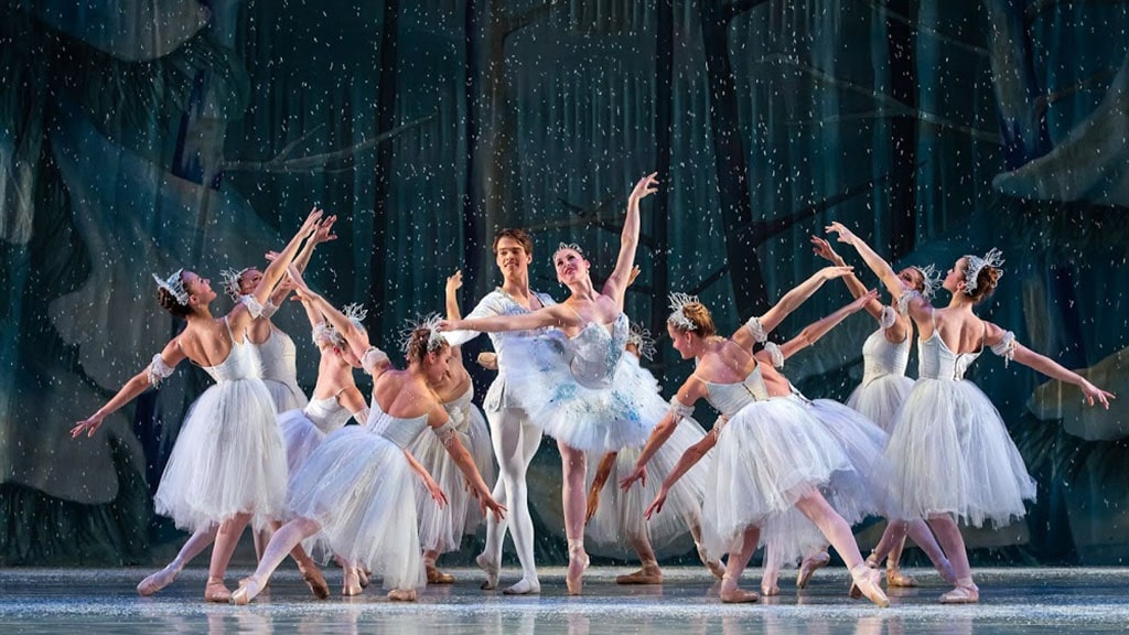 Image of dancers at the Charlotte Ballet (Image courtesy of Charlottes Got A Lot)