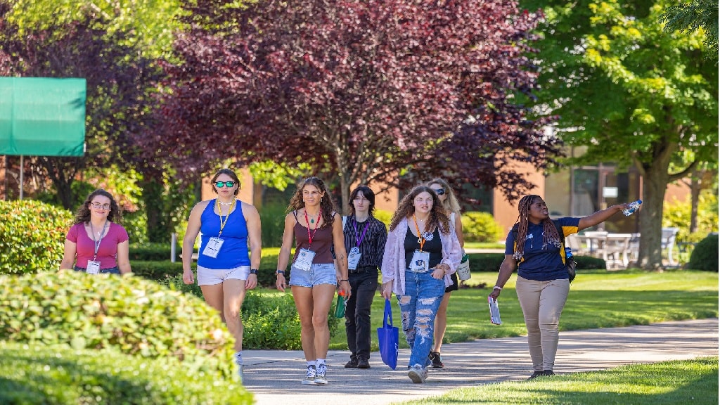 4 Advantages of Visiting JWU in the Summer | Johnson & Wales University