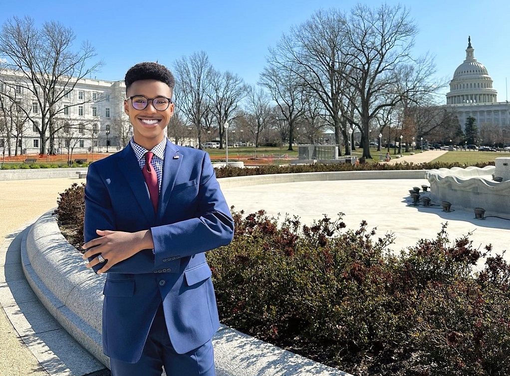 jwu student outside of the White House