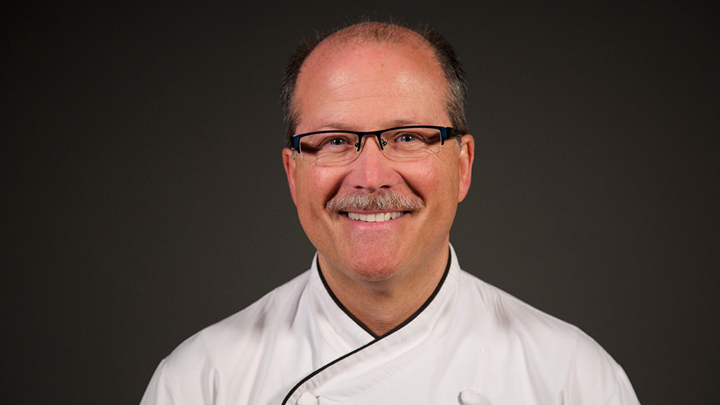 headshot of Chef Dean Lavornia