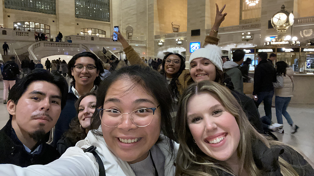 Group selfie in Grand Central Station with Edison Calle, Caroline Kornberg, Cyrell Faraon, Hillary Thilavong, Shannon Tapley, and Kyra Northup.