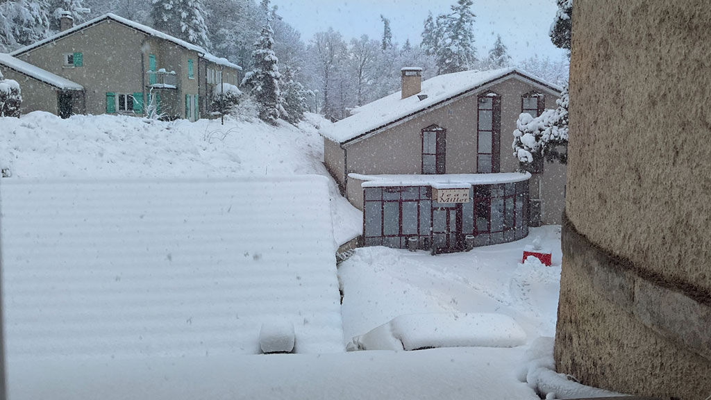 ENSP’s Yssingeaux campus during a snowstorm. Photo by Zoé Rodgers