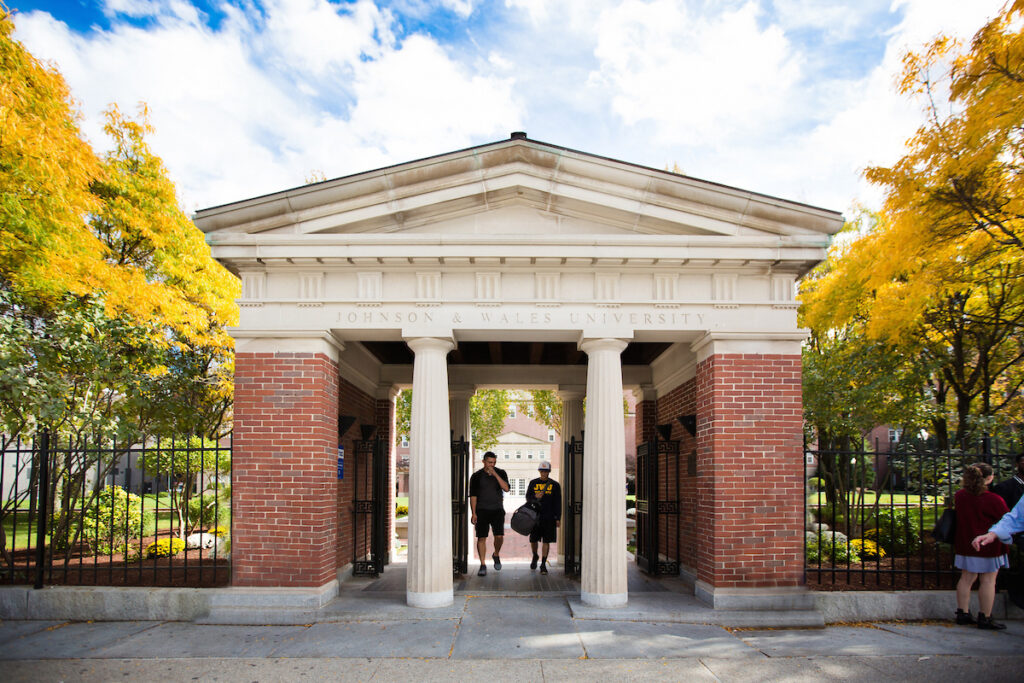Students walking into Gaebe Commons on the Downcity Providence campus