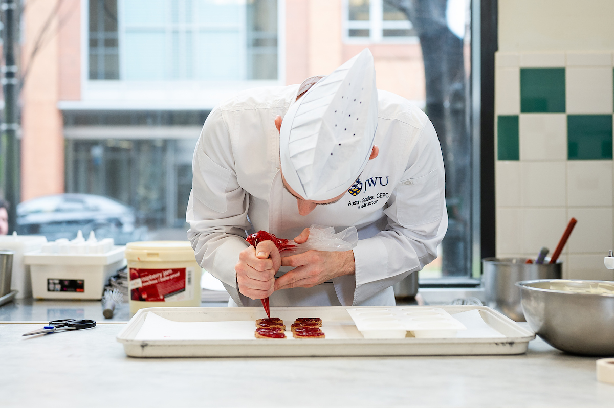 Student in baking and pastry lab