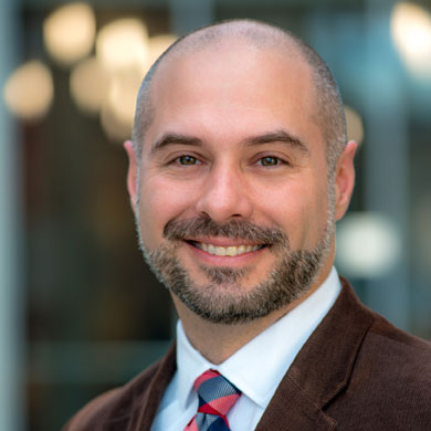Headshot of Jason Machan.