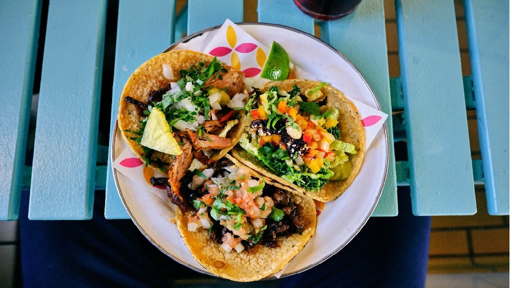 a plate of tacos