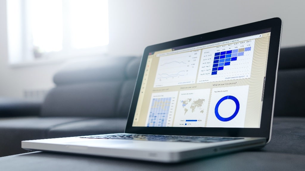 corporate accounting computer