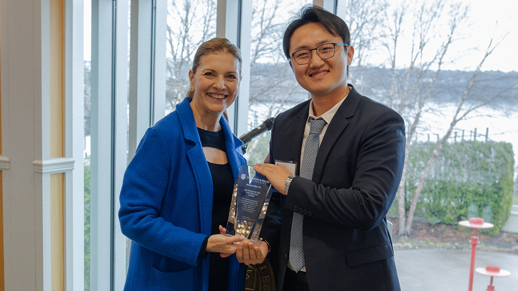 Jaewoo Choi with President Bernardo Sousa
