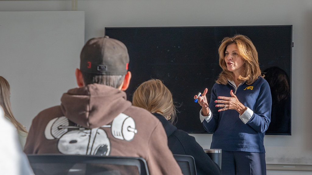 Marie Bernardo-Sousa teaching a class
