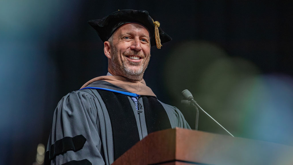 Johan Grahn ’02, ’26 Hon. speaking during the Commencement ceremony.